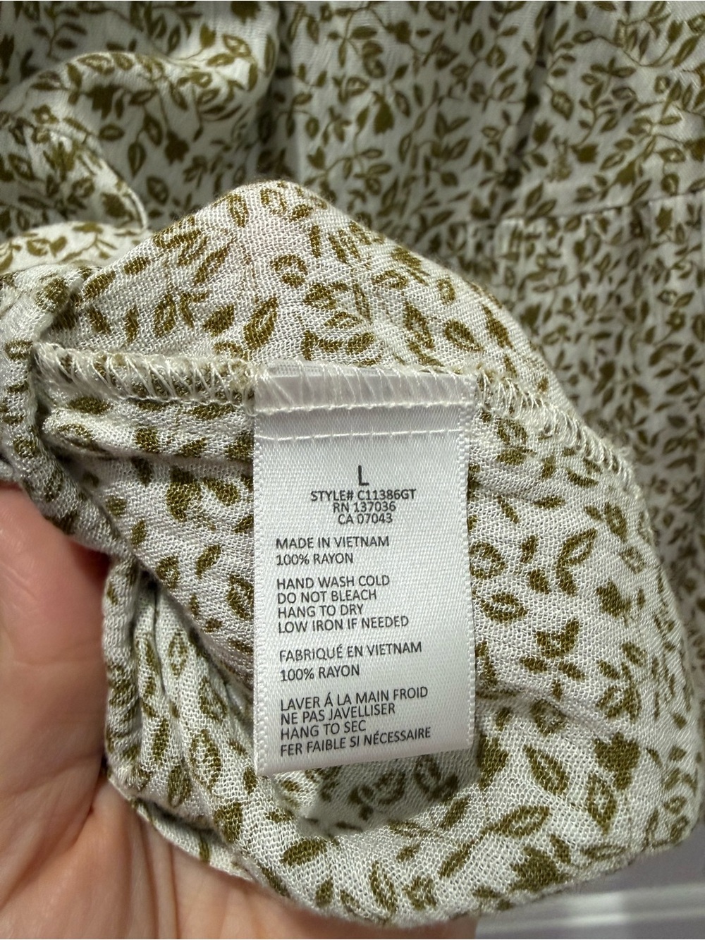 Paper Crane Cream and Olive Floral Smocked Cami - Picture 4 of 4